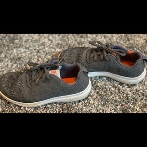 Boys UA shoes great condition 👍🏼👍🏼